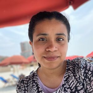 Meet your Posher, Lesli